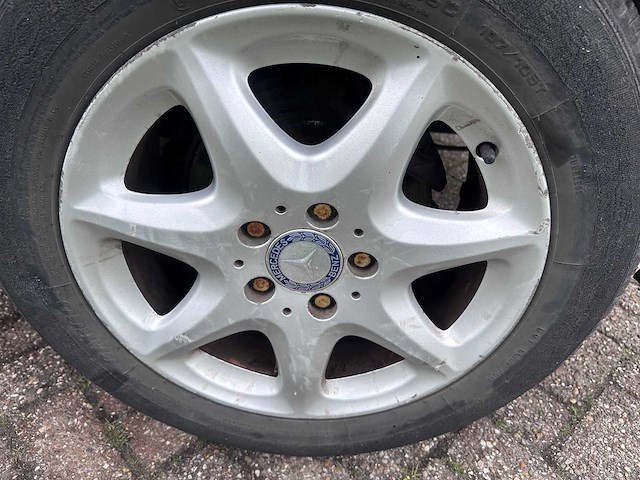 Mercedes-benz - v220 cdi - camper -tf-539-r - afbeelding 2 van  4
