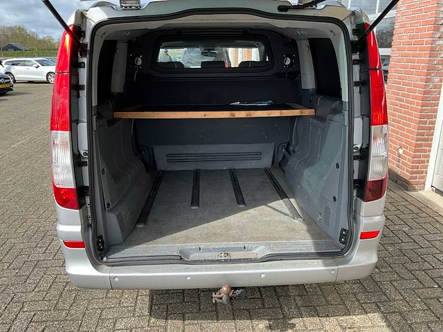 Mercedes-benz - viano - 2.2 cdi dc amb. lang - personenauto - 2010 - afbeelding 7 van  18