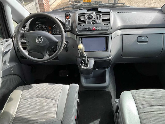 Mercedes-benz - viano - 2.2 cdi dc amb. lang - personenauto - 2010 - afbeelding 8 van  20