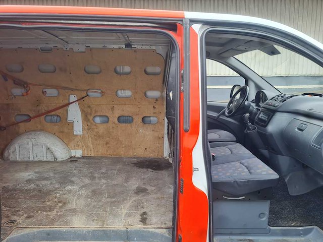 Mercedes-benz - vito - 109 cdi 320 l. amigo - 82-bx-jx - afbeelding 8 van  12