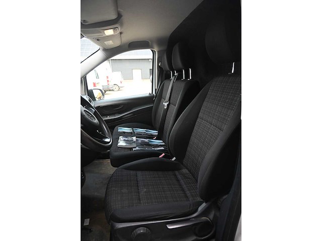 Mercedes-benz - vito - 109 cdi lang - bedrijfswagen - afbeelding 4 van  18