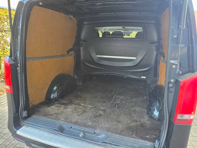 Mercedes-benz - vito - 111 cdi lang dc - vt-019-v - bedrijfswagen - afbeelding 2 van  24