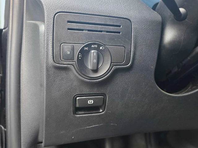 Mercedes-benz - vito - 111 cdi lang dc - vt-019-v - bedrijfswagen - afbeelding 6 van  24