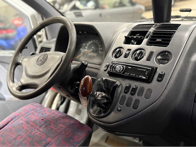 Mercedes-benz - vito - 112 cdi - camper - 1999 - afbeelding 18 van  27