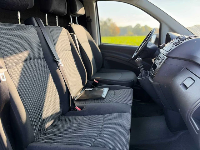 Mercedes-benz - vito - 113 cdi 320 l.dc std - 1-vrv-23 - bedrijfswagen - afbeelding 2 van  12