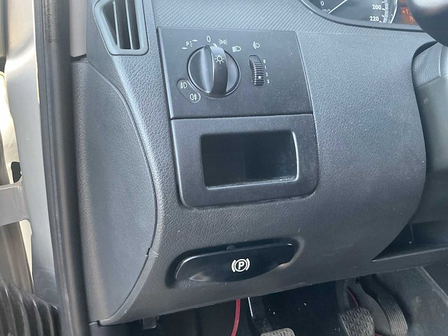 Mercedes-benz - vito - 113cdi - bedrijfswagen - afbeelding 3 van  28