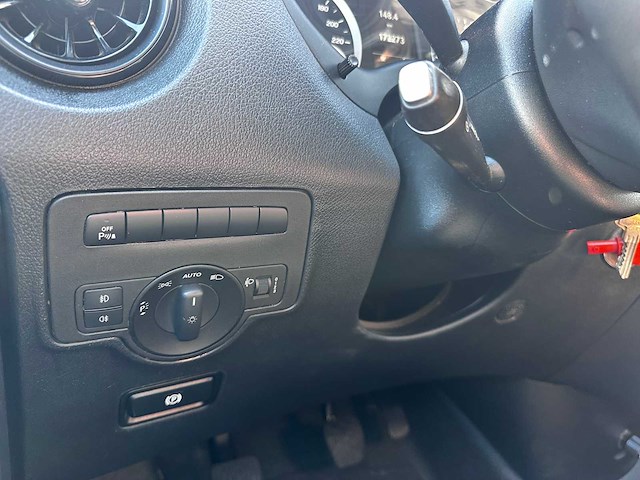 Mercedes-benz - vito - 116 cdi extra lang - bedrijfswagen - afbeelding 12 van  29