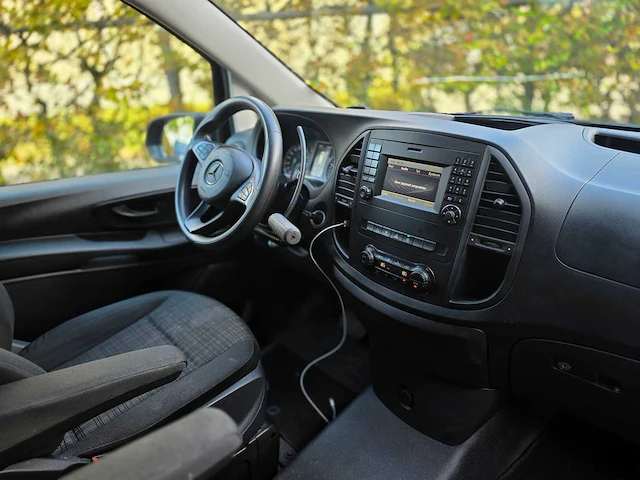 Mercedes-benz - vito - 116 cdi lang - hand gas en rem - v-547-vv - bedrijfswagen - afbeelding 21 van  28