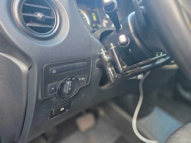 Mercedes-benz - vito - 116 cdi lang - hand gas en rem - v-547-vv - bedrijfswagen - afbeelding 15 van  22