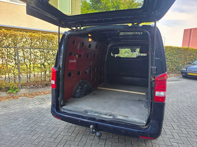 Mercedes-benz - vito - 116 cdi lang - hand gas en rem - v-547-vv - bedrijfswagen - afbeelding 21 van  22