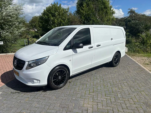 Mercedes-benz - vito - 2018 - 111 cdi lang buspro+ - bedrijfswagen - afbeelding 1 van  9