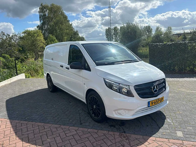Mercedes-benz - vito - 2018 - 111 cdi lang buspro+ - bedrijfswagen - afbeelding 3 van  9