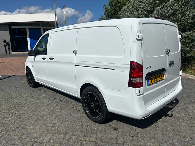 Mercedes-benz - vito - 2018 - 111 cdi lang buspro+ - bedrijfswagen - afbeelding 4 van  9