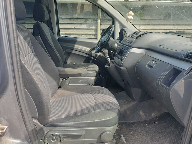 Mercedes-benz - vito 113 cdi 320 - bedrijfswagen - 2012 - afbeelding 4 van  12