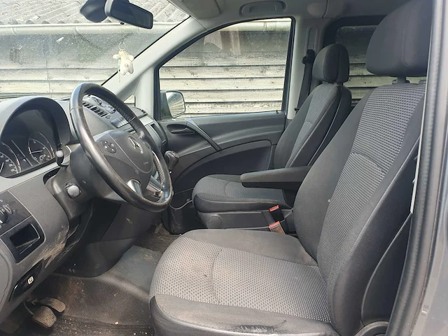 Mercedes-benz - vito 113 cdi 320 - bedrijfswagen - 2012 - afbeelding 2 van  21