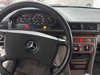 Mercedes-benz - w124 - 250 d - kbb-84-n- 1985 - afbeelding 12 van  14