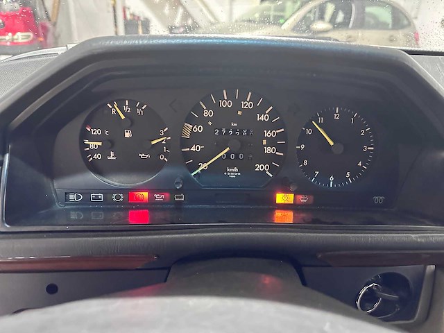 Mercedes-benz - w124 - 250 d - kbb-84-n- 1985 - afbeelding 13 van  14