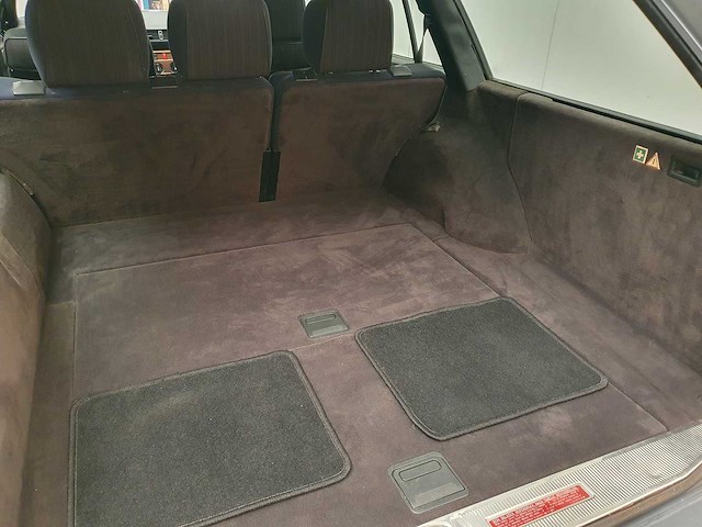 Mercedes-benz - (w124) combi - 300 te - personenauto - afbeelding 10 van  22