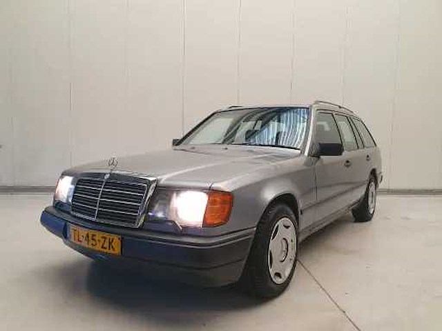 Mercedes-benz - (w124) combi - 300 te - personenauto - afbeelding 12 van  22