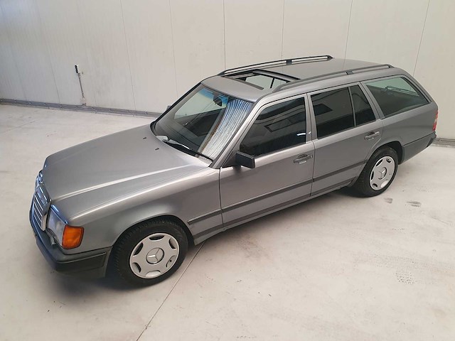 Mercedes-benz - (w124) combi - 300 te - personenauto - afbeelding 17 van  22
