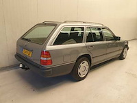 Mercedes-benz - (w124) combi - 300 te - personenauto - afbeelding 21 van  22