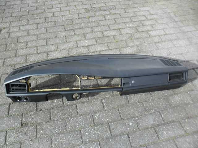 Mercedes benz - w201 - 230 16v - car - 1985 - afbeelding 35 van  42