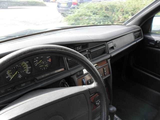 Mercedes benz - w201 - 230 16v - car - 1985 - afbeelding 8 van  42