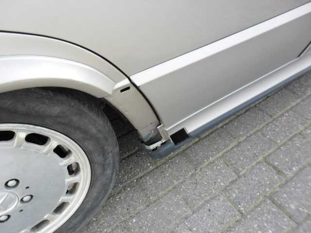 Mercedes benz - w201 - 230 16v - car - 1985 - afbeelding 13 van  42