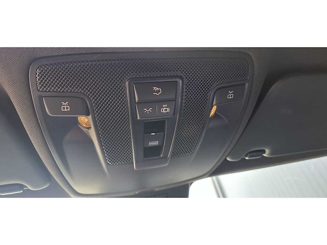 Mercedes-benz -b-klasse -250 4m prestige - personenauto - 2015 - afbeelding 15 van  26