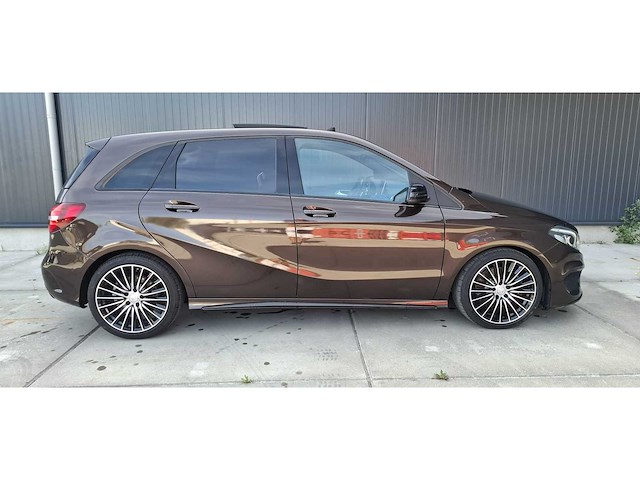 Mercedes-benz -b-klasse -250 4m prestige - personenauto - 2015 - afbeelding 21 van  26