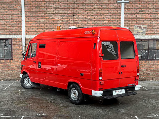 Mercedes-benz -brandweerwagen- 310d hoog g.v.w. lang/laag 95pk 1994, v-76-ngp - afbeelding 6 van  40