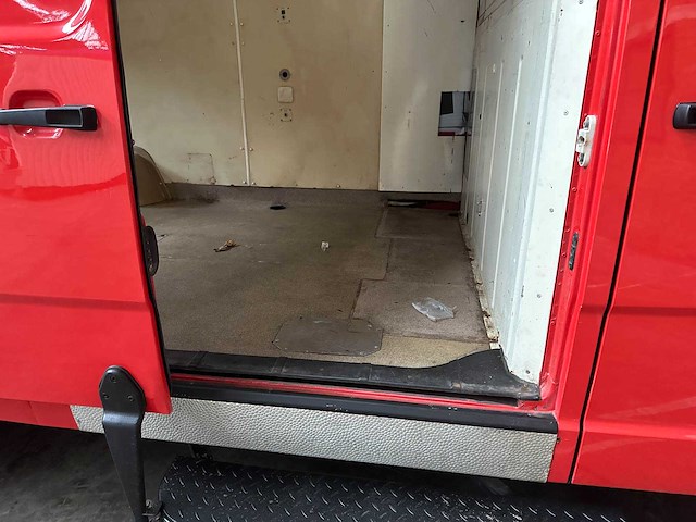 Mercedes-benz -brandweerwagen- 310d hoog g.v.w. lang/laag 95pk 1994, v-76-ngp - afbeelding 26 van  40