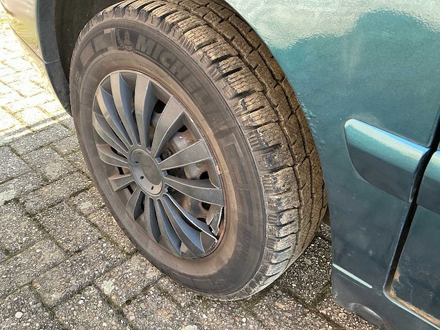 Mercedes-benz 110 d camper - afbeelding 29 van  45