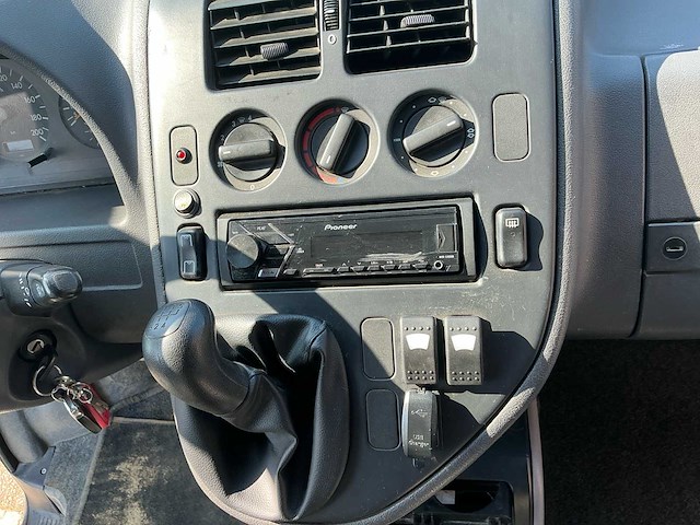 Mercedes-benz 110 d camper - afbeelding 6 van  45