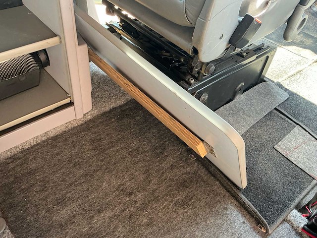 Mercedes-benz 110 d camper - afbeelding 17 van  45