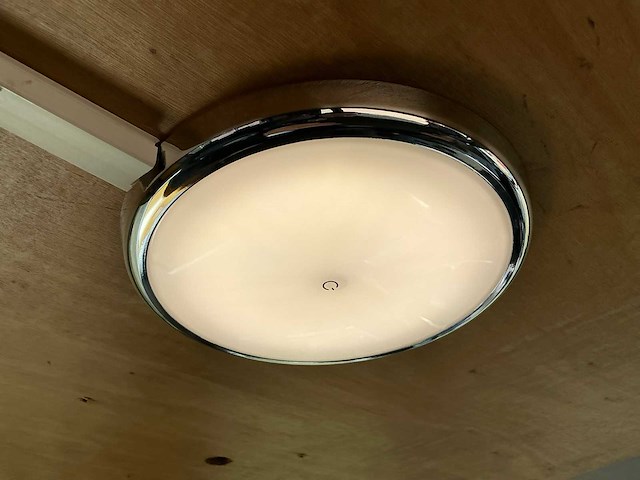 Mercedes-benz 110 d camper - afbeelding 19 van  45