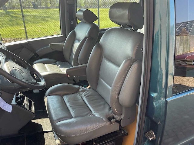 Mercedes-benz 110 d camper - afbeelding 23 van  45