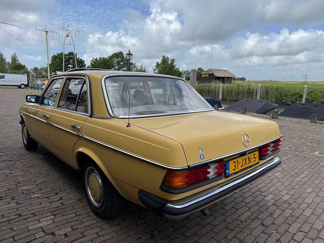 Mercedes-benz 1982 200-280 (w123) 230 e 31-jxn-5 - afbeelding 3 van  19