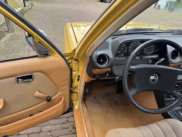 Mercedes-benz 1982 200-280 (w123) 230 e 31-jxn-5 - afbeelding 11 van  19