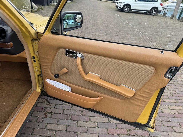 Mercedes-benz 1982 200-280 (w123) 230 e 31-jxn-5 - afbeelding 16 van  19