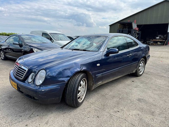 Mercedes-benz 1999 clk-klasse coupé 200 elegance 89-dd-hn - afbeelding 1 van  10