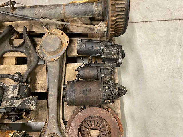 Mercedes benz 200d automatic motorblokken en onderdelen - afbeelding 15 van  15