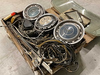 Mercedes benz 200d automatic rammen wieldoppen elektra lampen - afbeelding 6 van  6