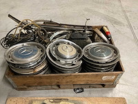 Mercedes benz 200d automatic rammen wieldoppen elektra lampen - afbeelding 3 van  6