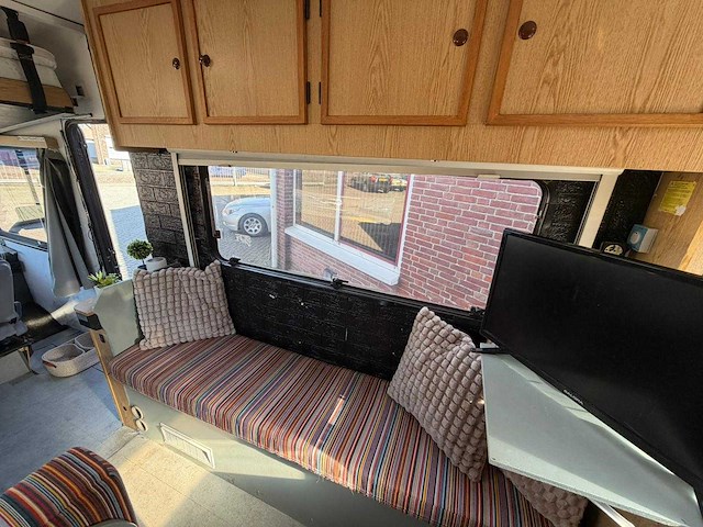 Mercedes-benz 207 d wilton diamond camper 1987 sg-18-vx - afbeelding 7 van  22