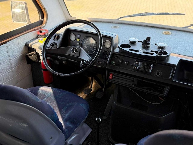Mercedes-benz 207 d wilton diamond camper 1987 sg-18-vx - afbeelding 13 van  22