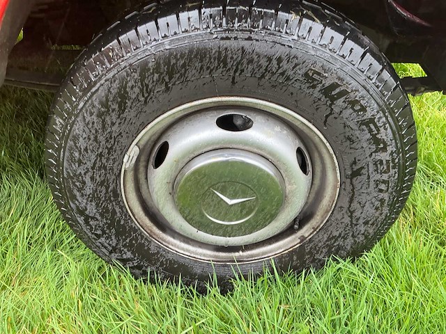 Mercedes-benz 208 bedrijfswagen - afbeelding 2 van  24