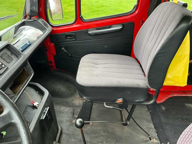 Mercedes-benz 208 bedrijfswagen - afbeelding 10 van  24