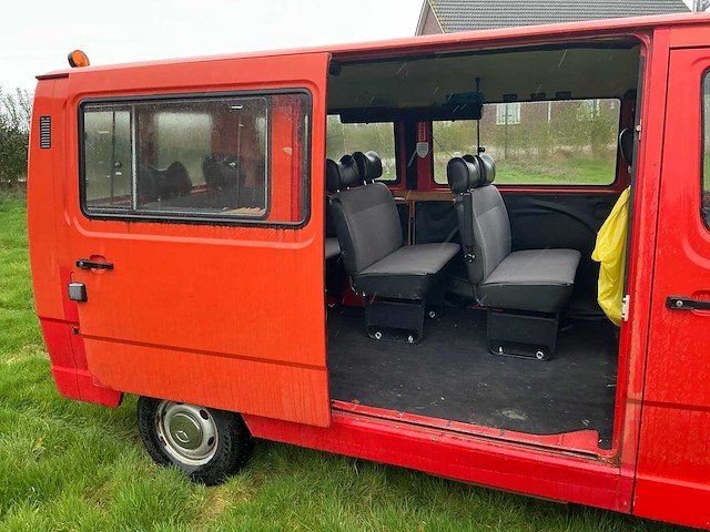 Mercedes-benz 208 bedrijfswagen - afbeelding 12 van  24