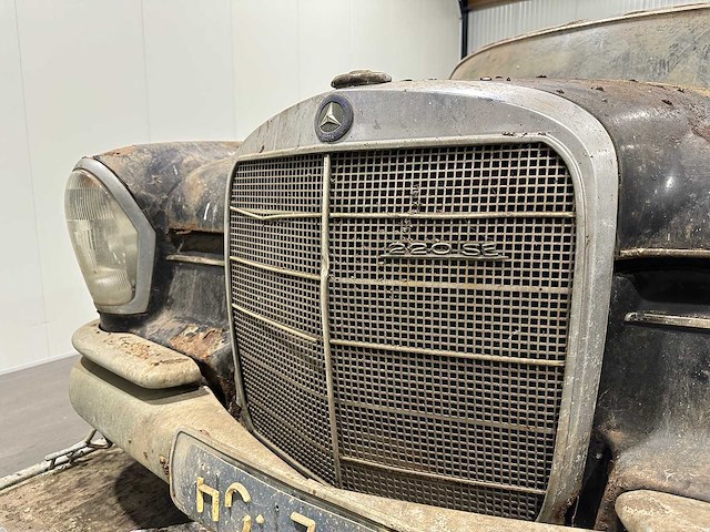 Mercedes-benz 220 se oldtimer schuurvondst hg-13-18 - afbeelding 14 van  23